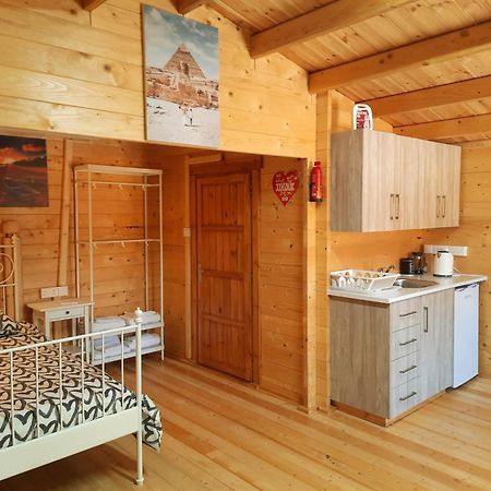 Cyprus Glamping Park Hotel Agios Theodoros Luaran gambar