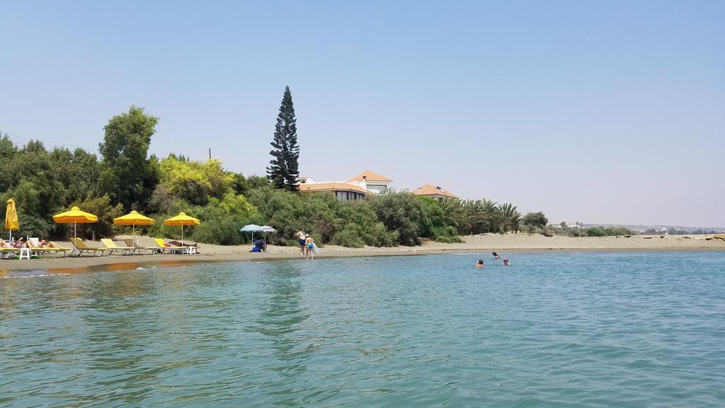 Cyprus Glamping Park Hotel Agios Theodoros Luaran gambar