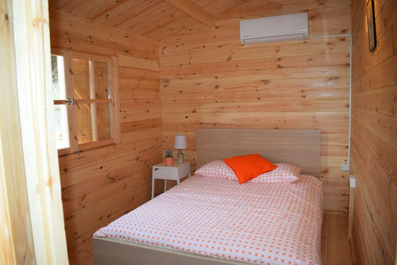 Cyprus Glamping Park Hotel Agios Theodoros Luaran gambar